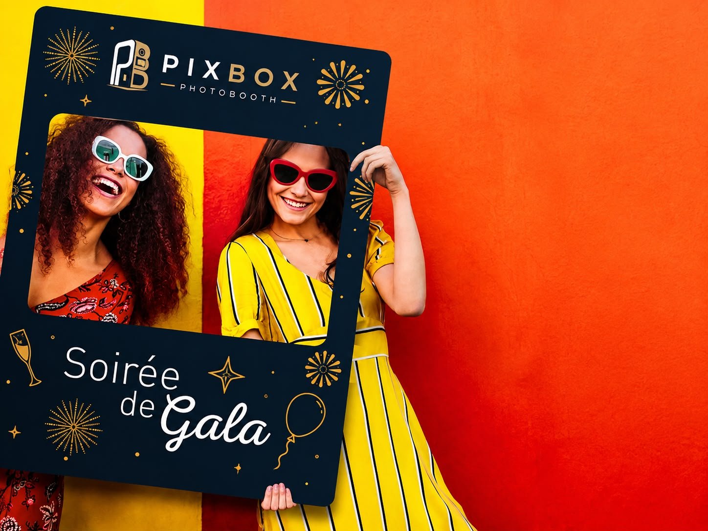 Deux invitées avec cadre Instagram personnalisé PixBox — Soirée de Gala